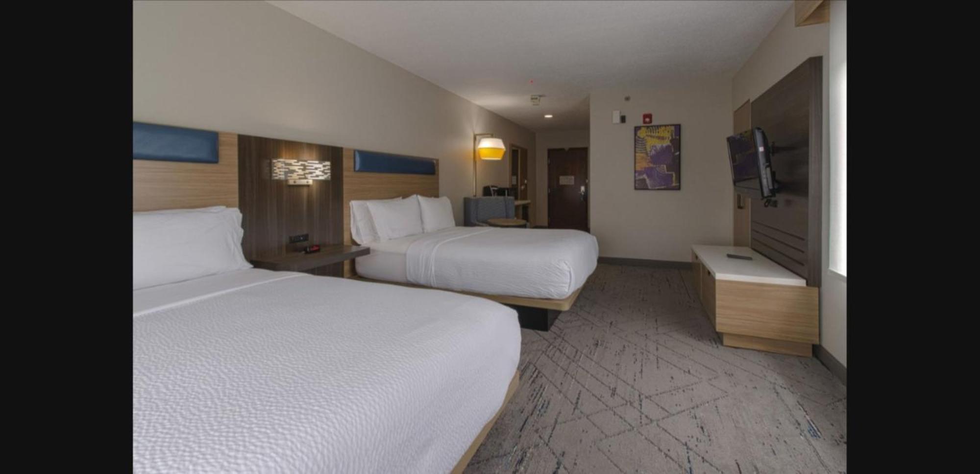 Holiday Inn Express Hartford-Newington By Ihg Exterior photo